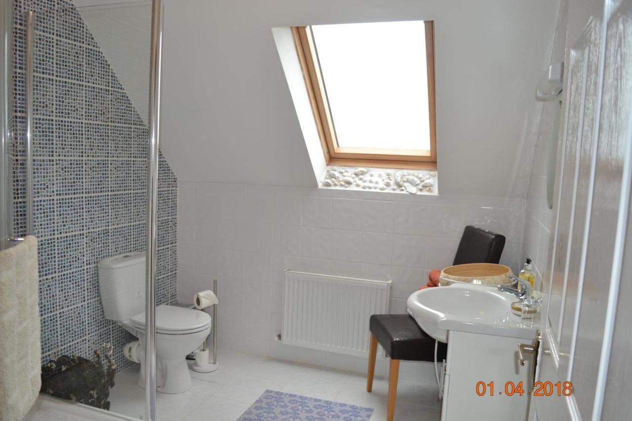 Annaswood B&B Cahir Ngoại thất bức ảnh